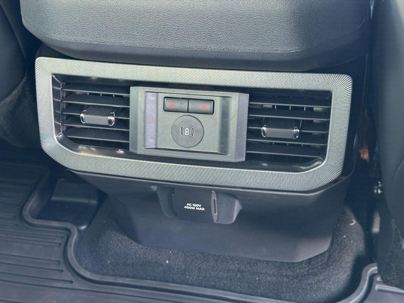 New 2026 Ford F250 Platinum w/ FX4 Off-Road Package image 11