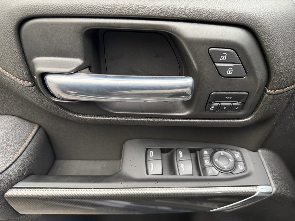 Used 2022 GMC Sierra 2500 AT4 w/ AT4 Preferred Package image 32