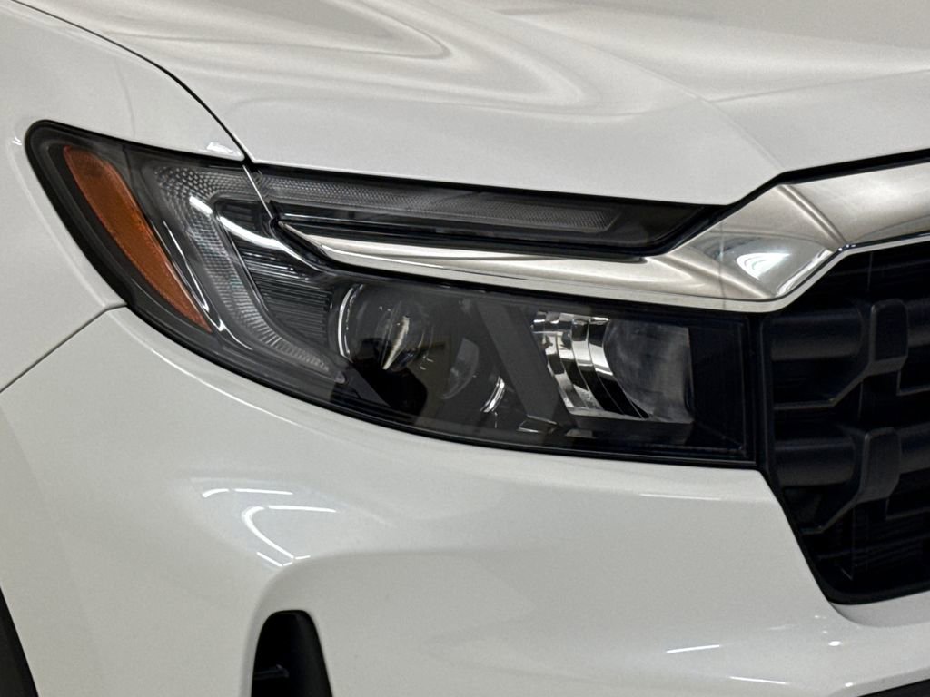 Certified 2025 Honda Ridgeline RTL image 5