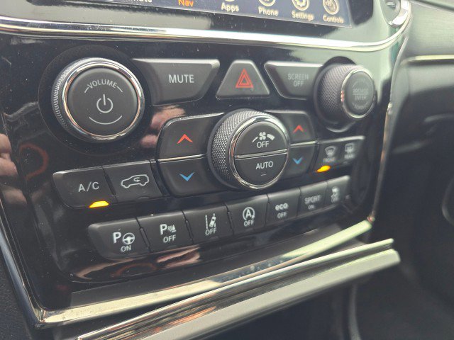 Used 2020 Jeep Grand Cherokee High Altitude image 37