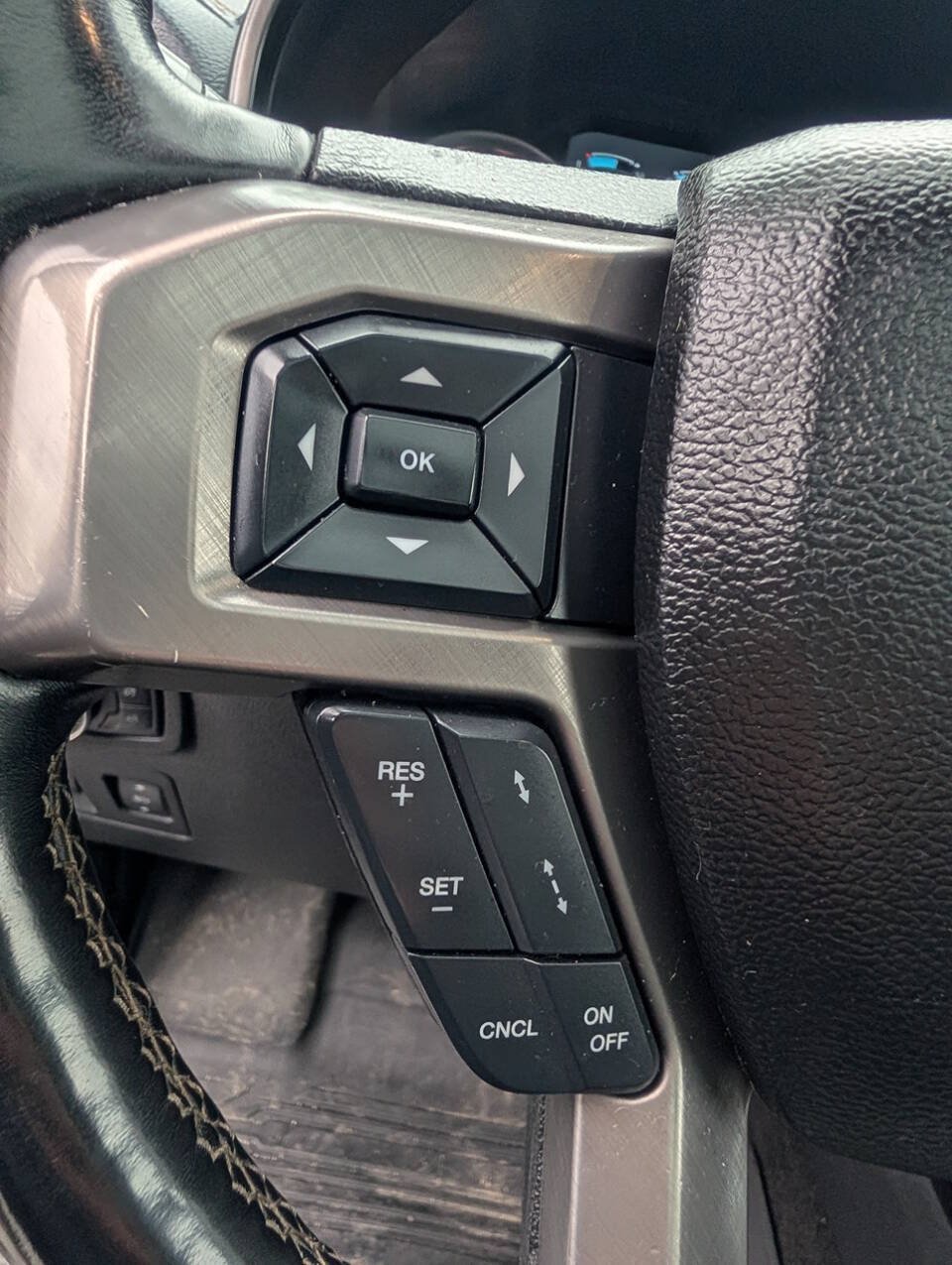 Used 2018 Ford F150 Limited AWD/4WD image 29