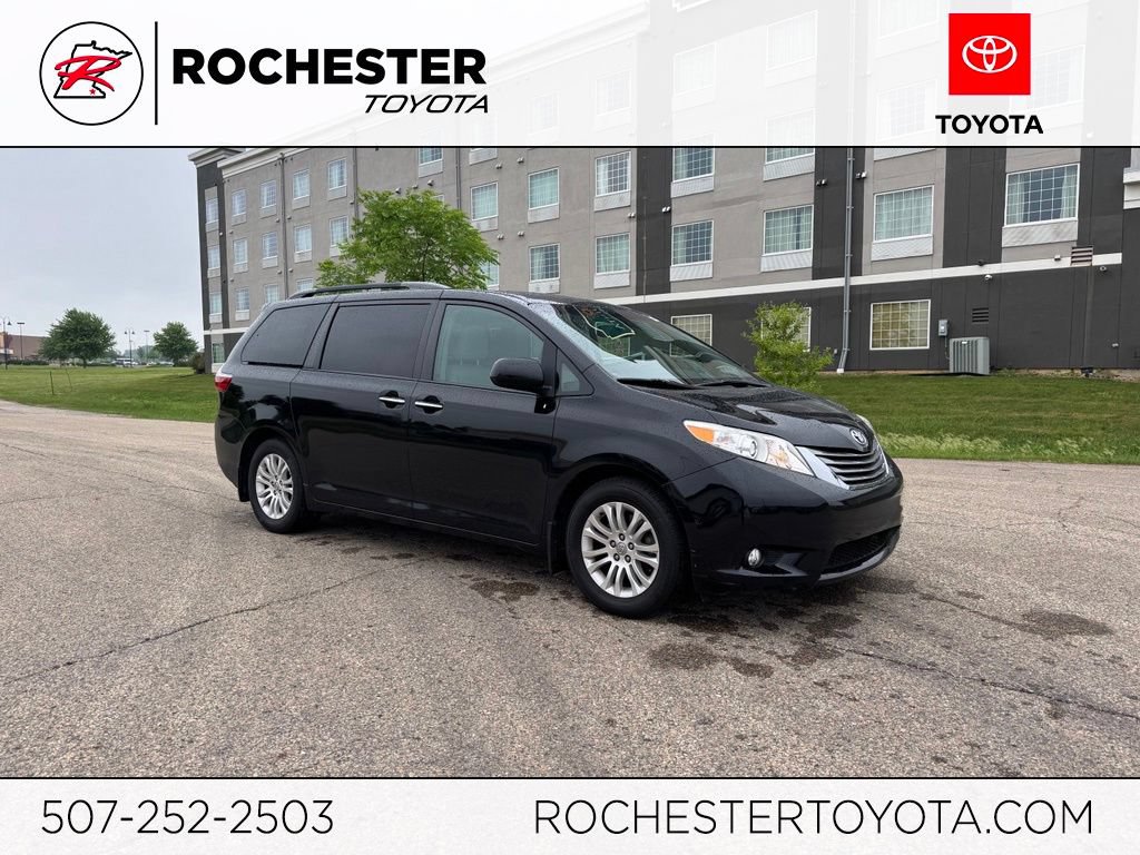 Used 2017 Toyota Sienna XLE