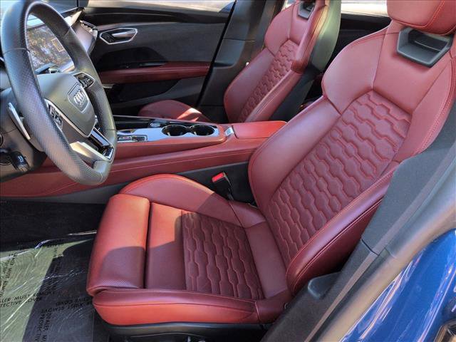 Used 2022 Audi e-tron GT Prestige w/ Prestige Package AWD/4WD image 17