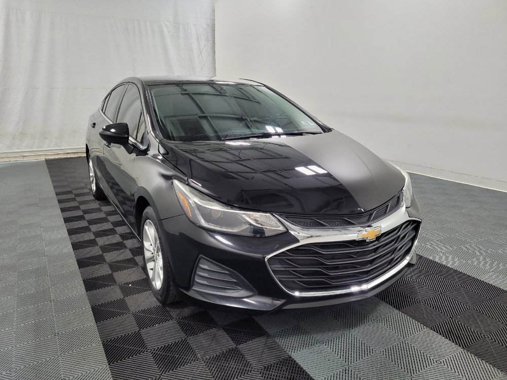 Used 2019 Chevrolet Cruze LT w/ Convenience Package FWD image 13