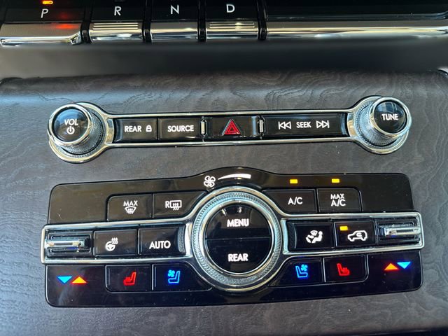 Used 2023 Lincoln Aviator Reserve w/ Equipment Group 201A image 20