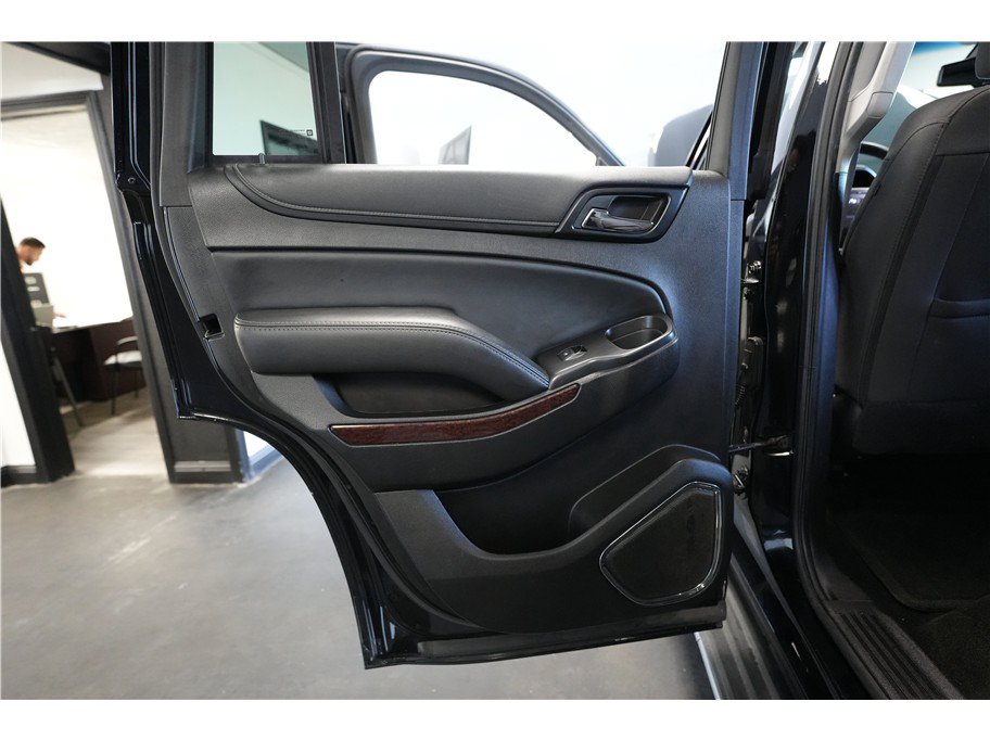 Used 2016 GMC Yukon SLE w/ Convenience Package AWD/4WD image 15