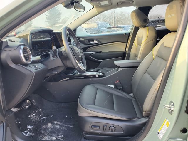 Certified 2024 Chevrolet Trax ACTIV w/ Sunroof Package image 18