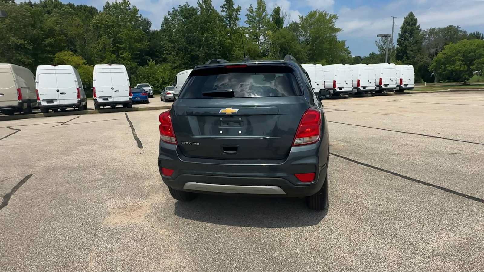 Used 2021 Chevrolet Trax LT w/ Premium Seat Package AWD/4WD image 7