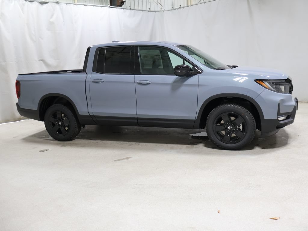 New 2026 Honda Ridgeline Black Edition image 6