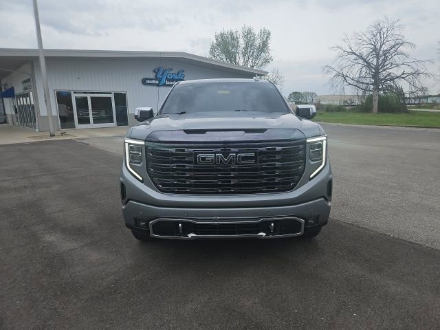 Used 2024 GMC Sierra 1500 Denali Ultimate image 3