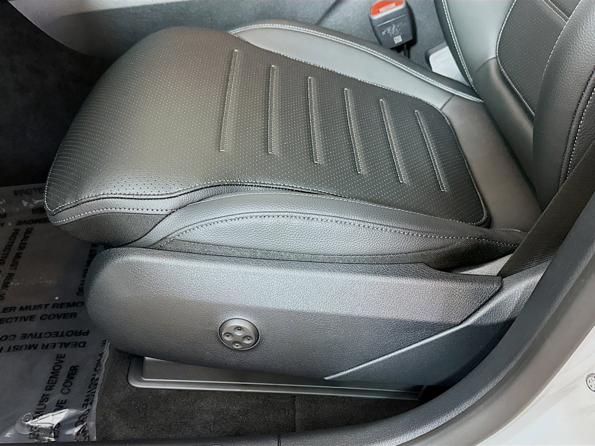 New 2025 Mercedes-Benz GLC 350e 4MATIC image 20