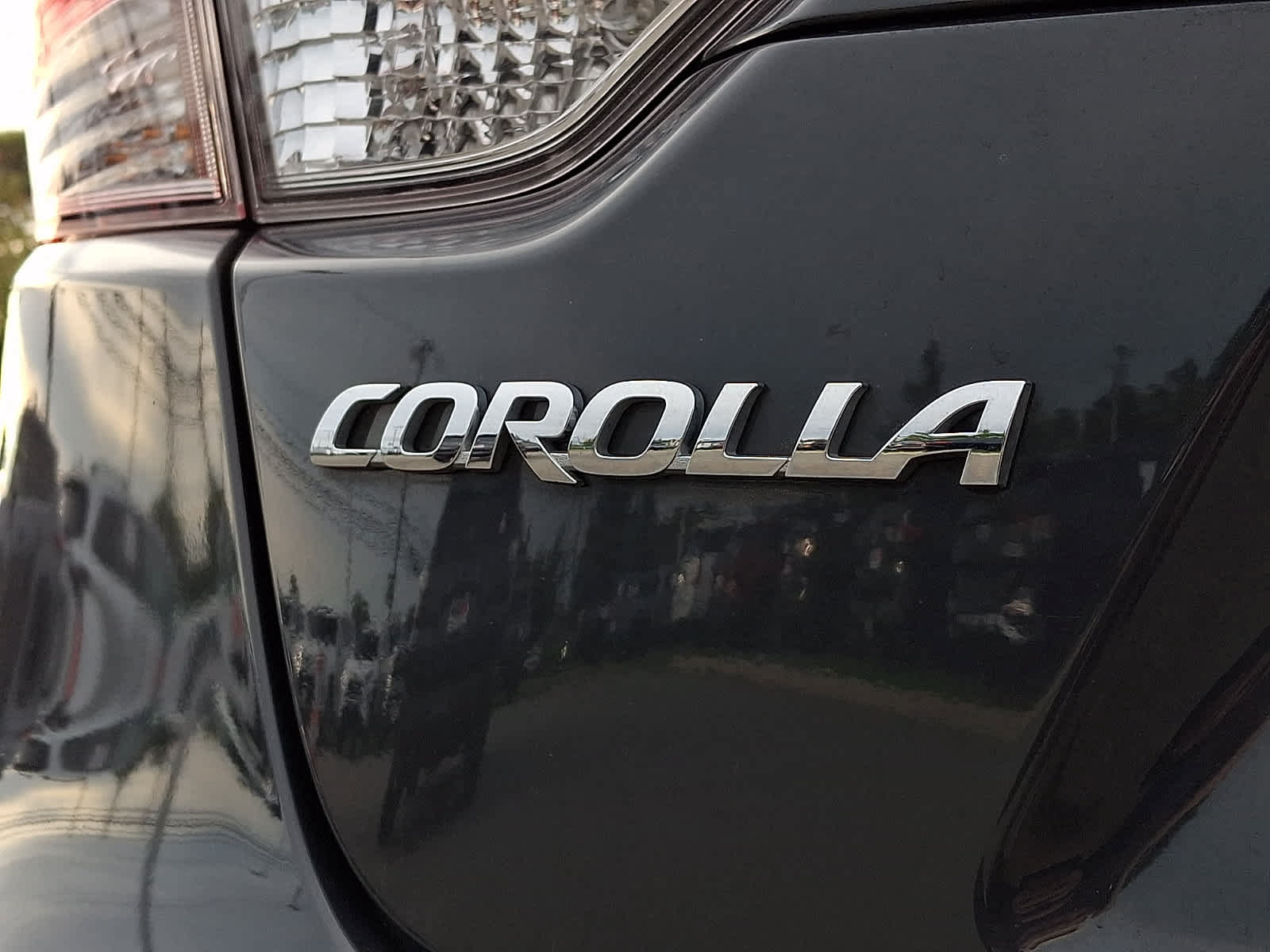 Certified 2024 Toyota Corolla SE FWD image 32