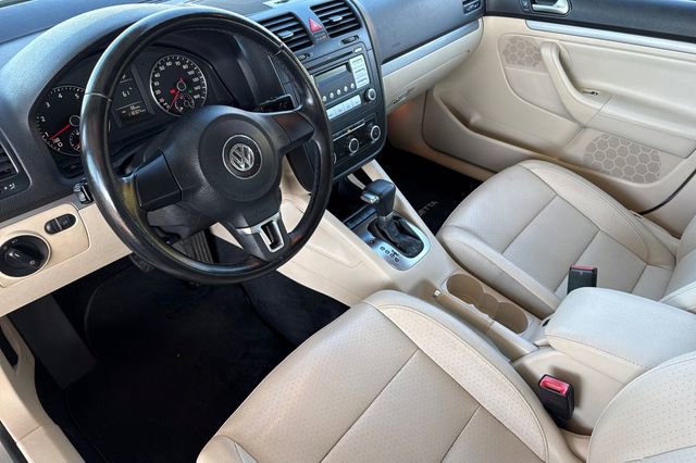 Used 2010 Volkswagen Jetta Limited Edition image 12