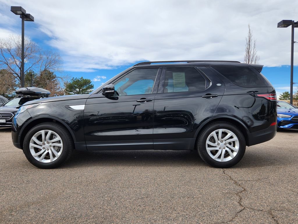 Used 2018 Land Rover Discovery HSE image 4