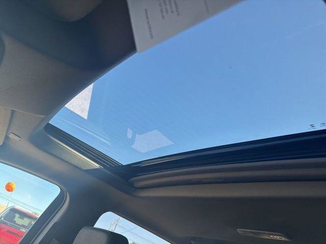 New 2026 Chevrolet Silverado 1500 LTZ w/ LTZ Premium Package image 23