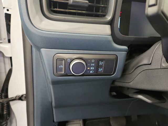 Used 2025 Ford Maverick XL w/ Equipment Group 102A image 25