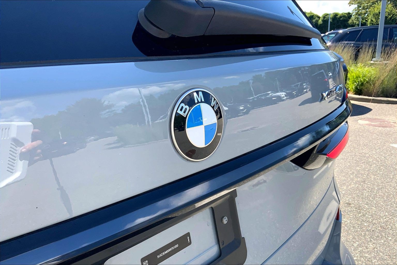 Used 2024 BMW X7 xDrive40i w/ M Sport Package AWD/4WD image 32