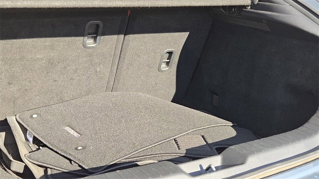 Used 2021 MAZDA MAZDA3 Hatchback w/Premium Plus Pkg image 32