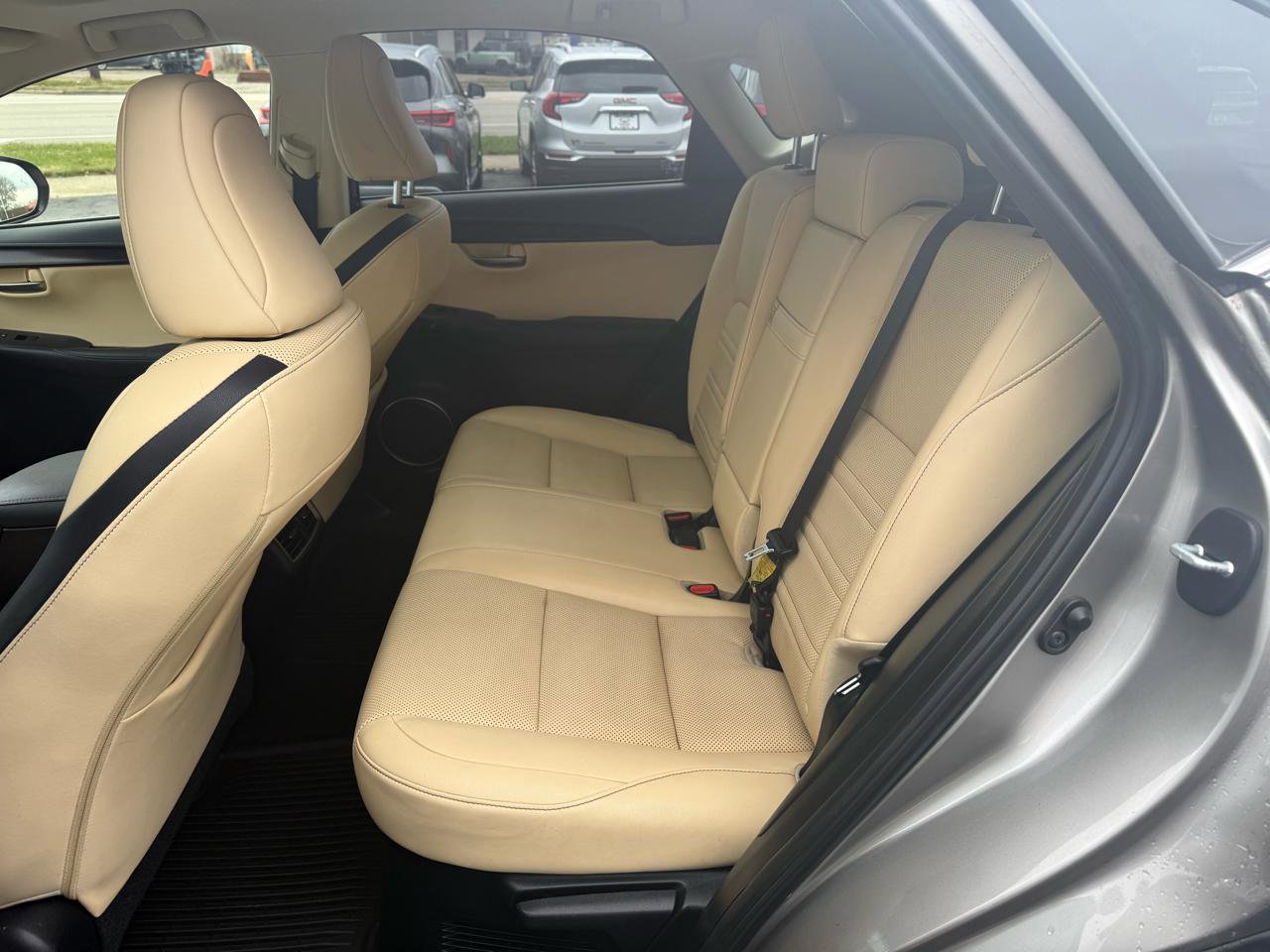 Used 2015 Lexus NX 200t FWD w/ Premium Package image 10