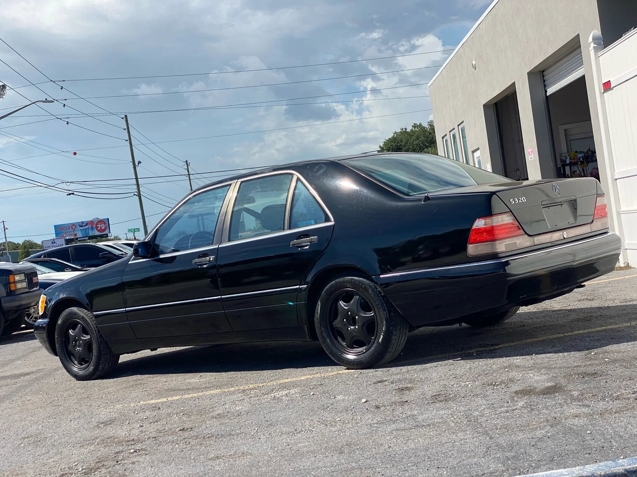 Used 1999 Mercedes-Benz S 320 image 3