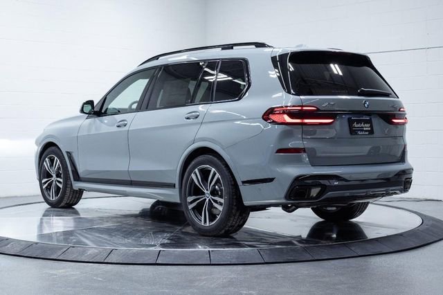 New 2026 BMW X7 xDrive40i w/ M Sport Package image 13
