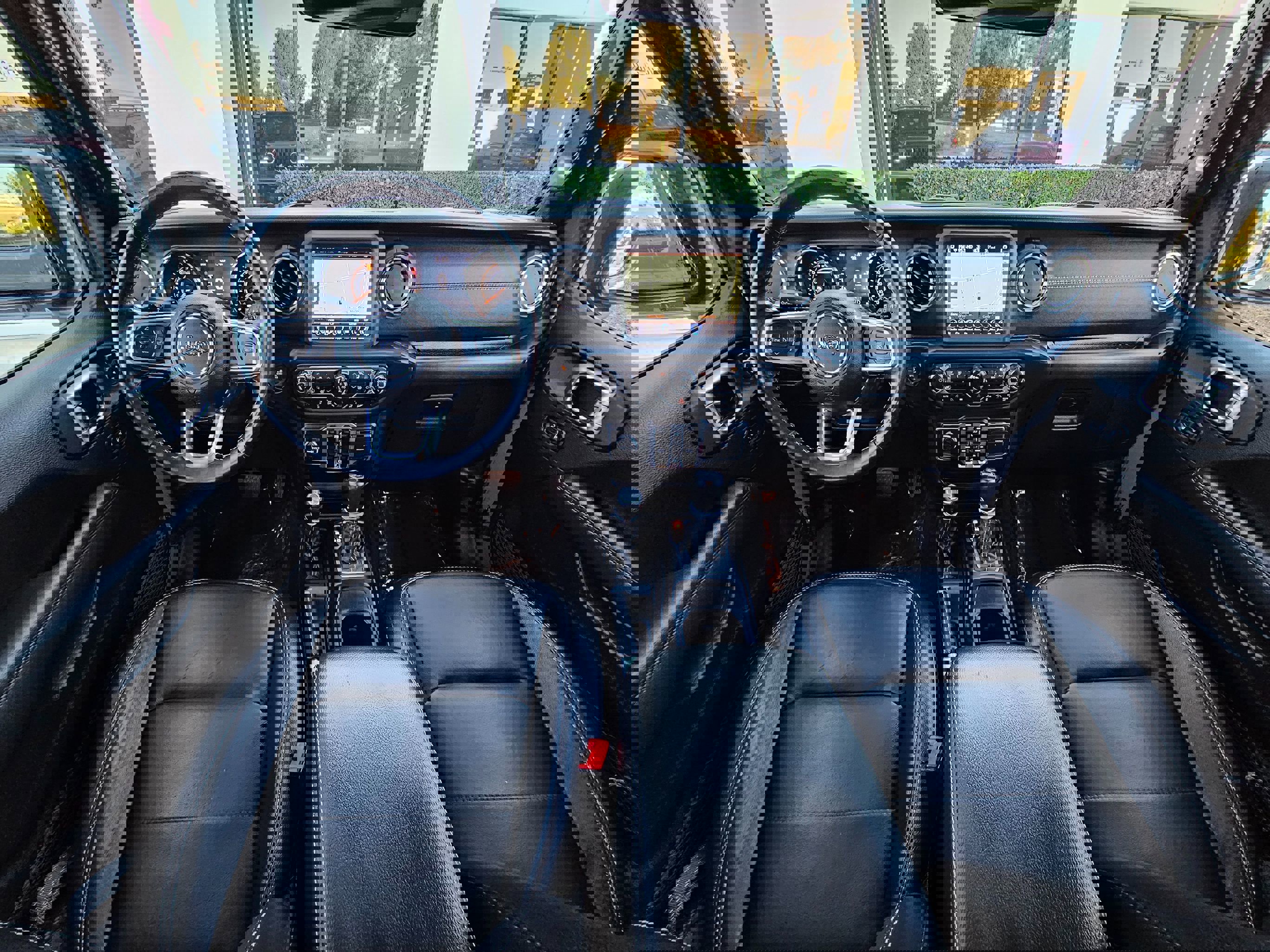 Used 2020 Jeep Wrangler Unlimited Sahara w/ Uconnect 4C Nav & Sound Group image 15