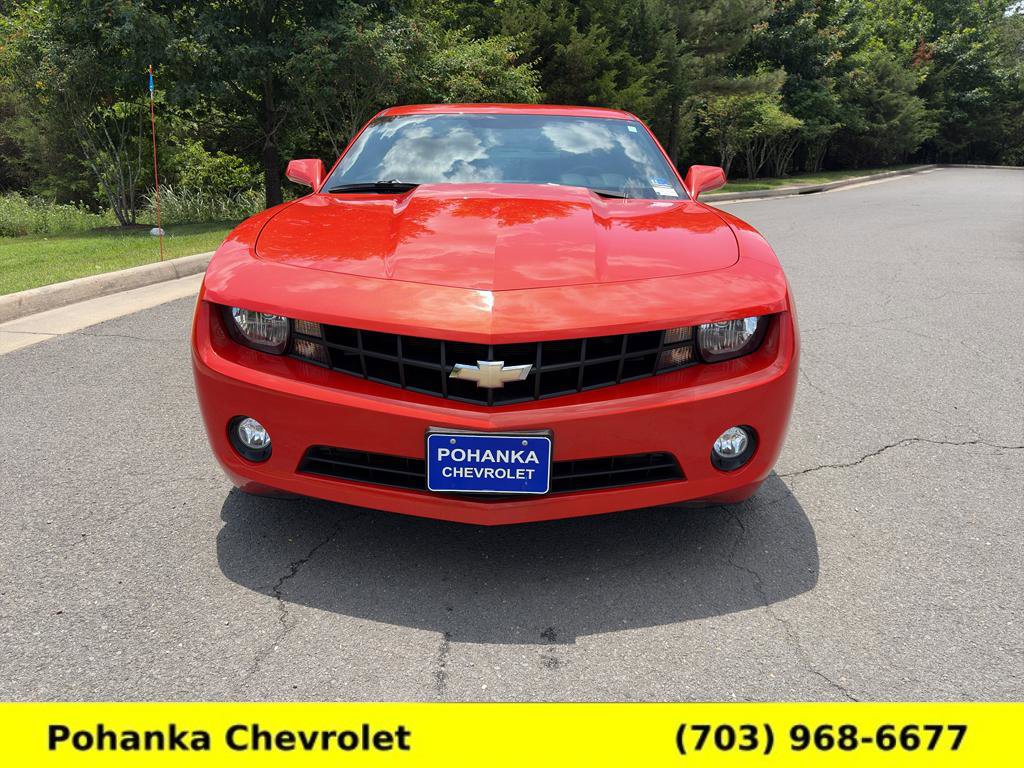 Used 2013 Chevrolet Camaro LT RWD image 2