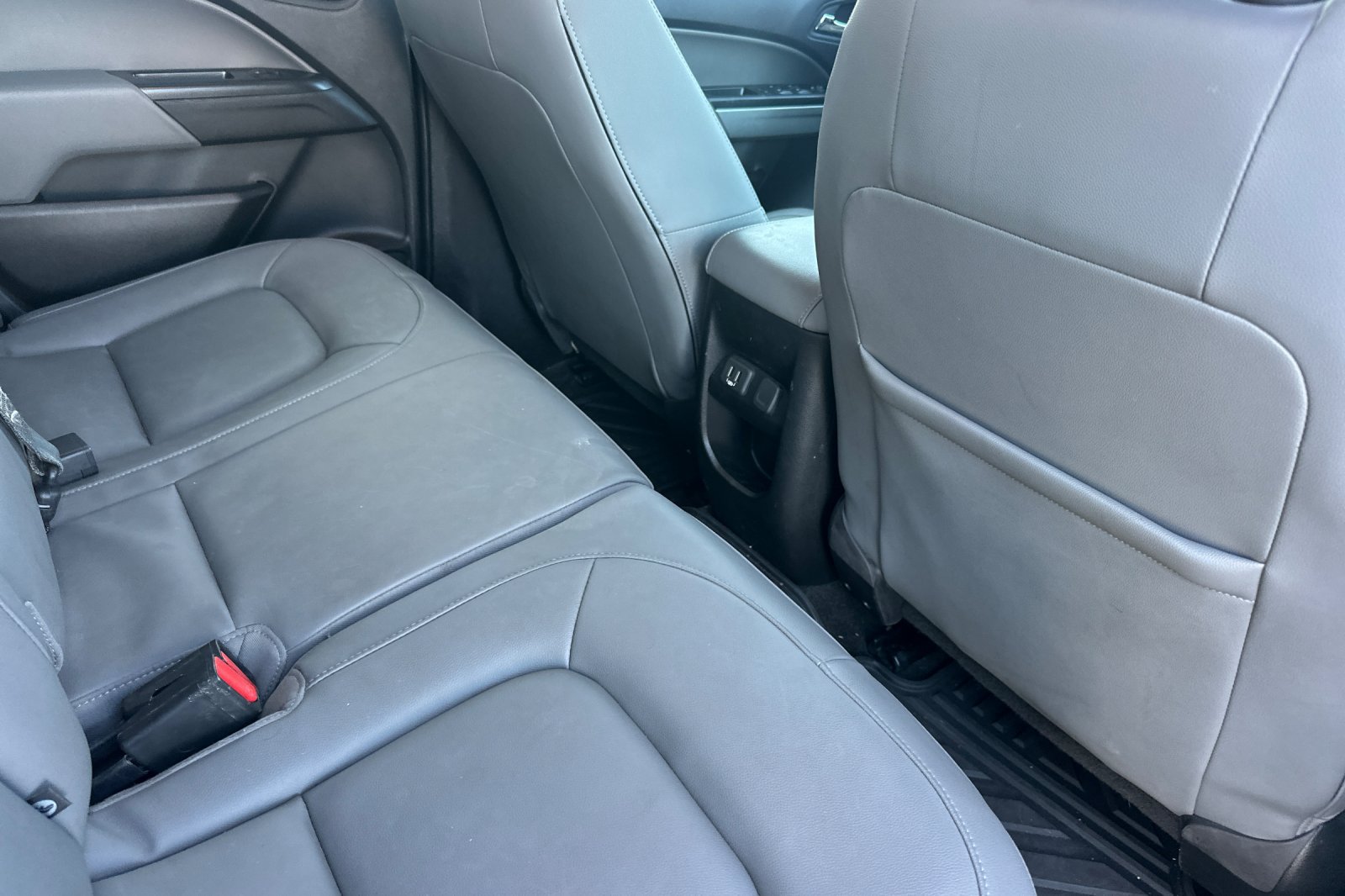 Used 2019 Chevrolet Colorado LT AWD/4WD image 17