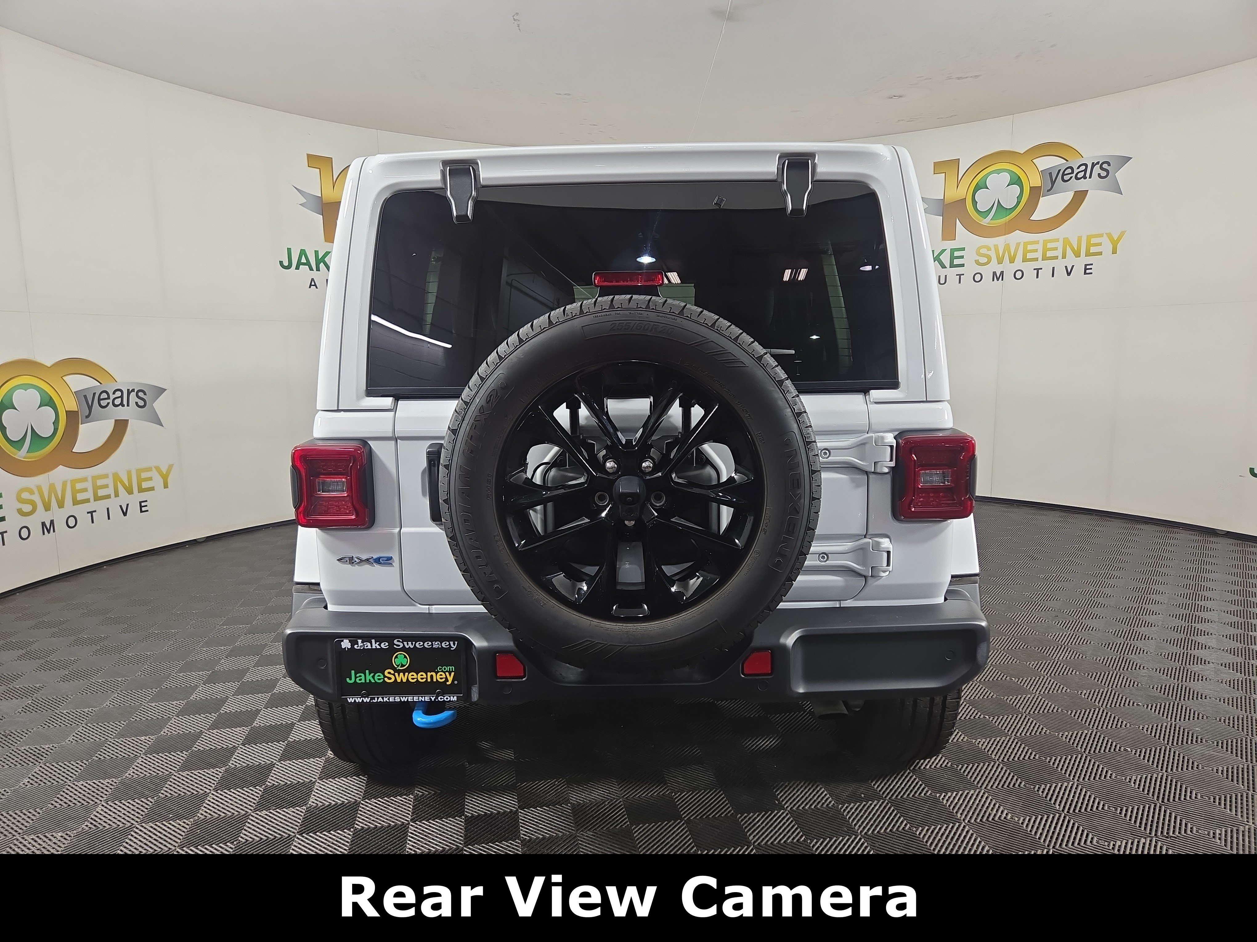 Used 2024 Jeep Wrangler Unlimited Sahara w/ Safety Group AWD/4WD image 9