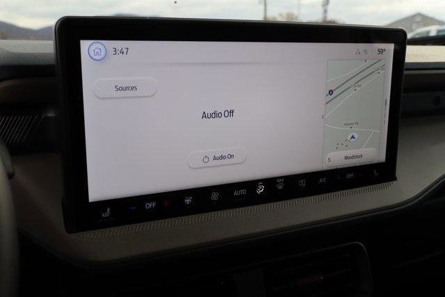 New 2025 Ford Maverick Lariat w/ 4K Tow Package image 36