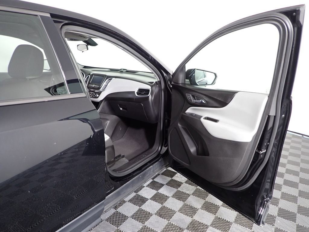 Used 2018 Chevrolet Equinox LS FWD image 35