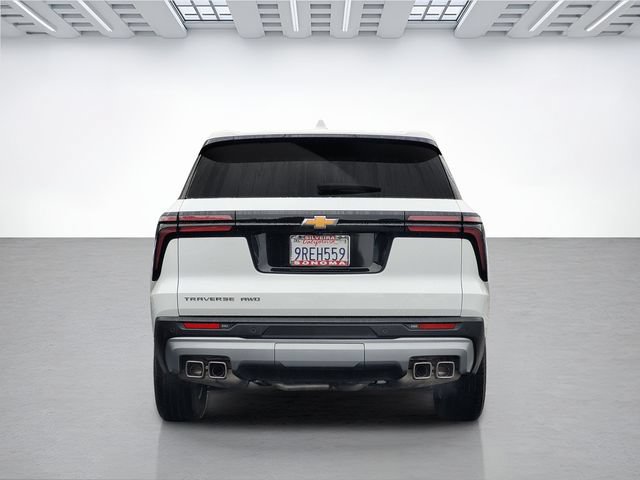 Used 2025 Chevrolet Traverse LT AWD/4WD image 5