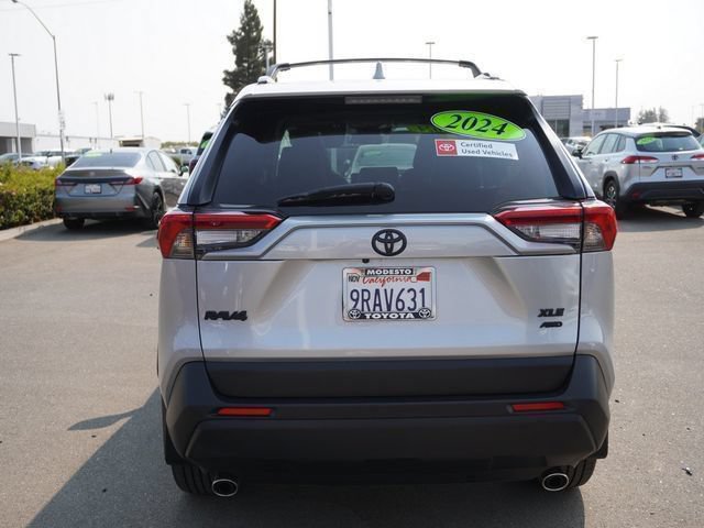 Used 2024 Toyota RAV4 XLE Premium w/ Weather Package AWD/4WD image 9