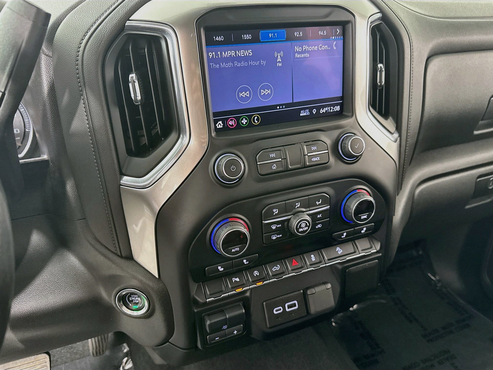Used 2020 Chevrolet Silverado 1500 LT w/ All-Star Edition AWD/4WD image 15