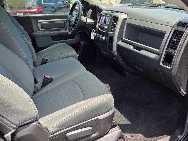 Used 2016 RAM 1500 Express RWD image 10