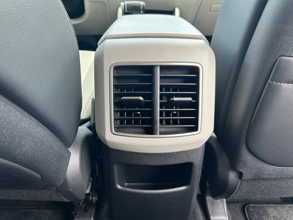 Used 2024 Kia Sportage EX FWD image 39