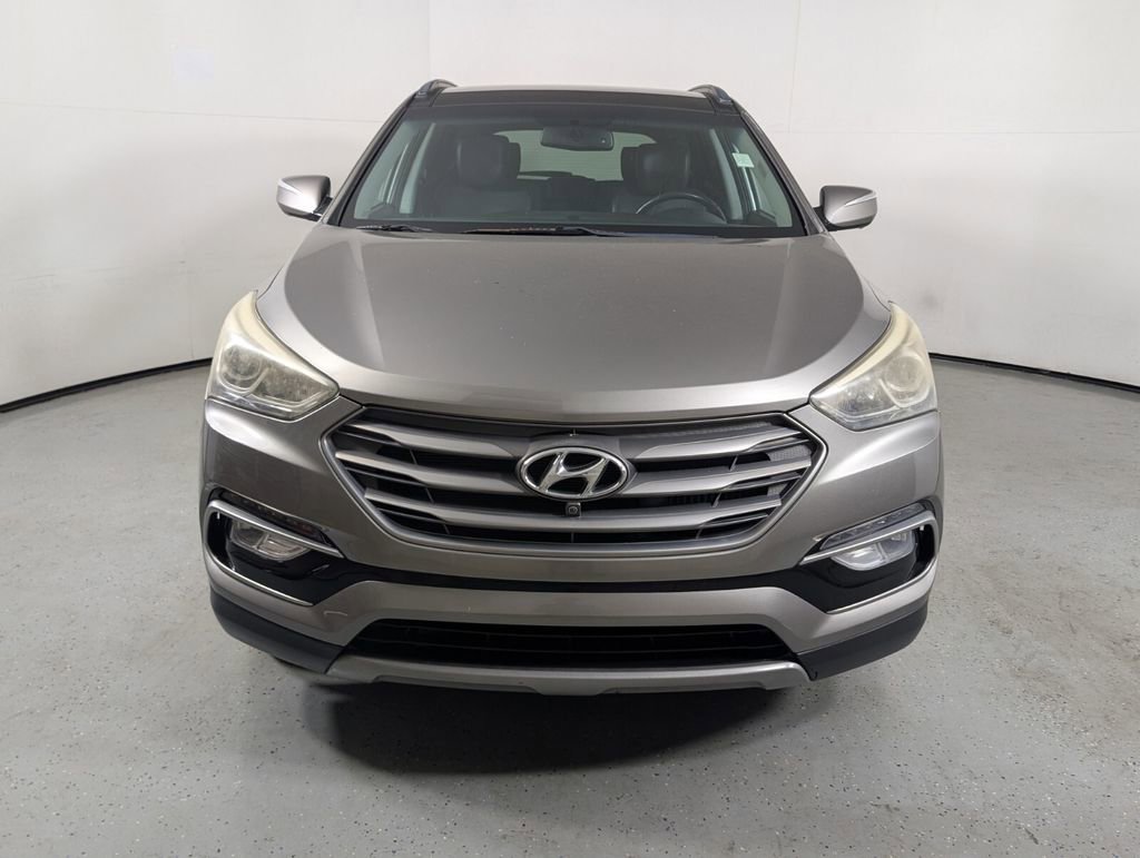 Used 2017 Hyundai Santa Fe Sport image 2