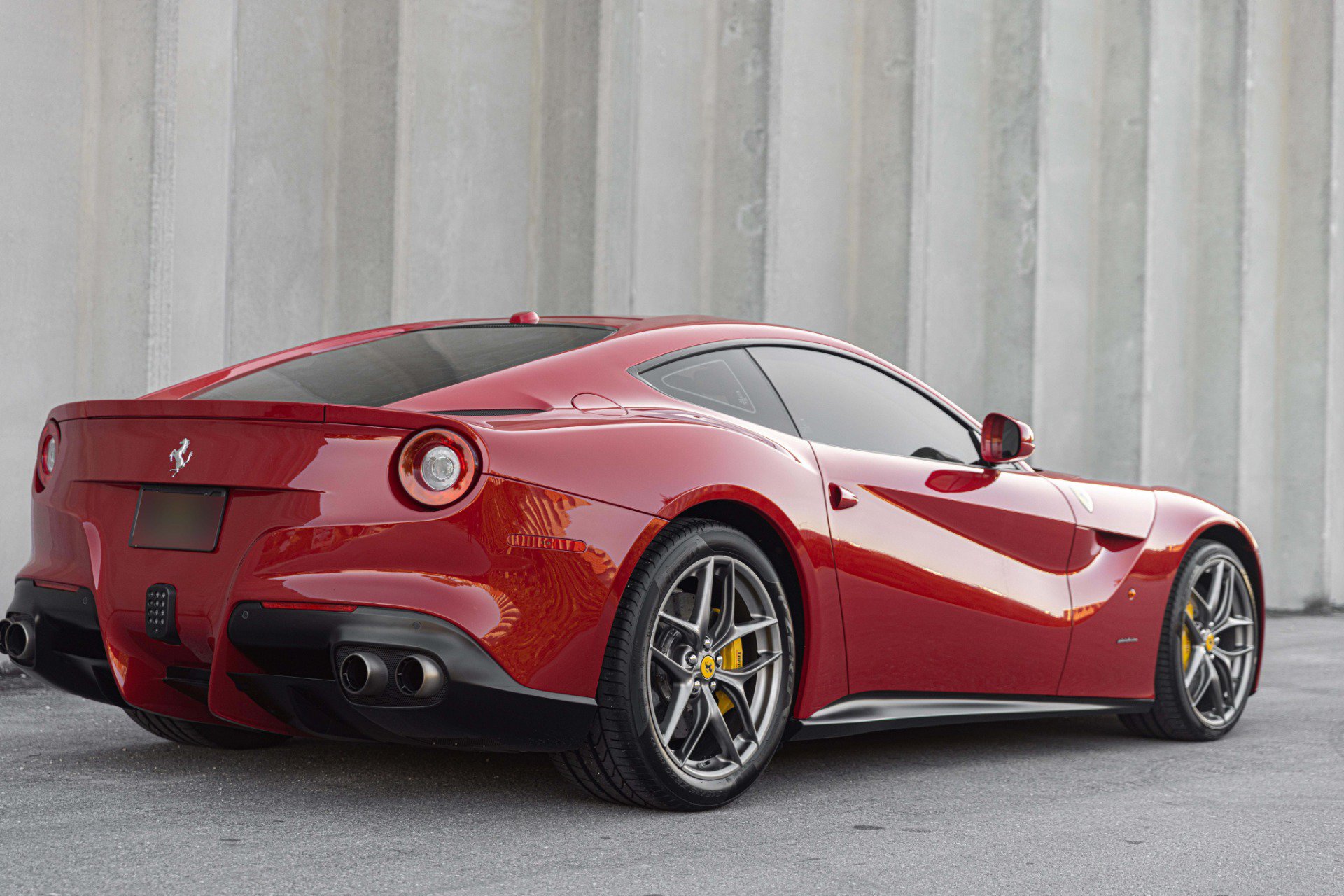 Used 2014 Ferrari F12 Berlinetta RWD image 27