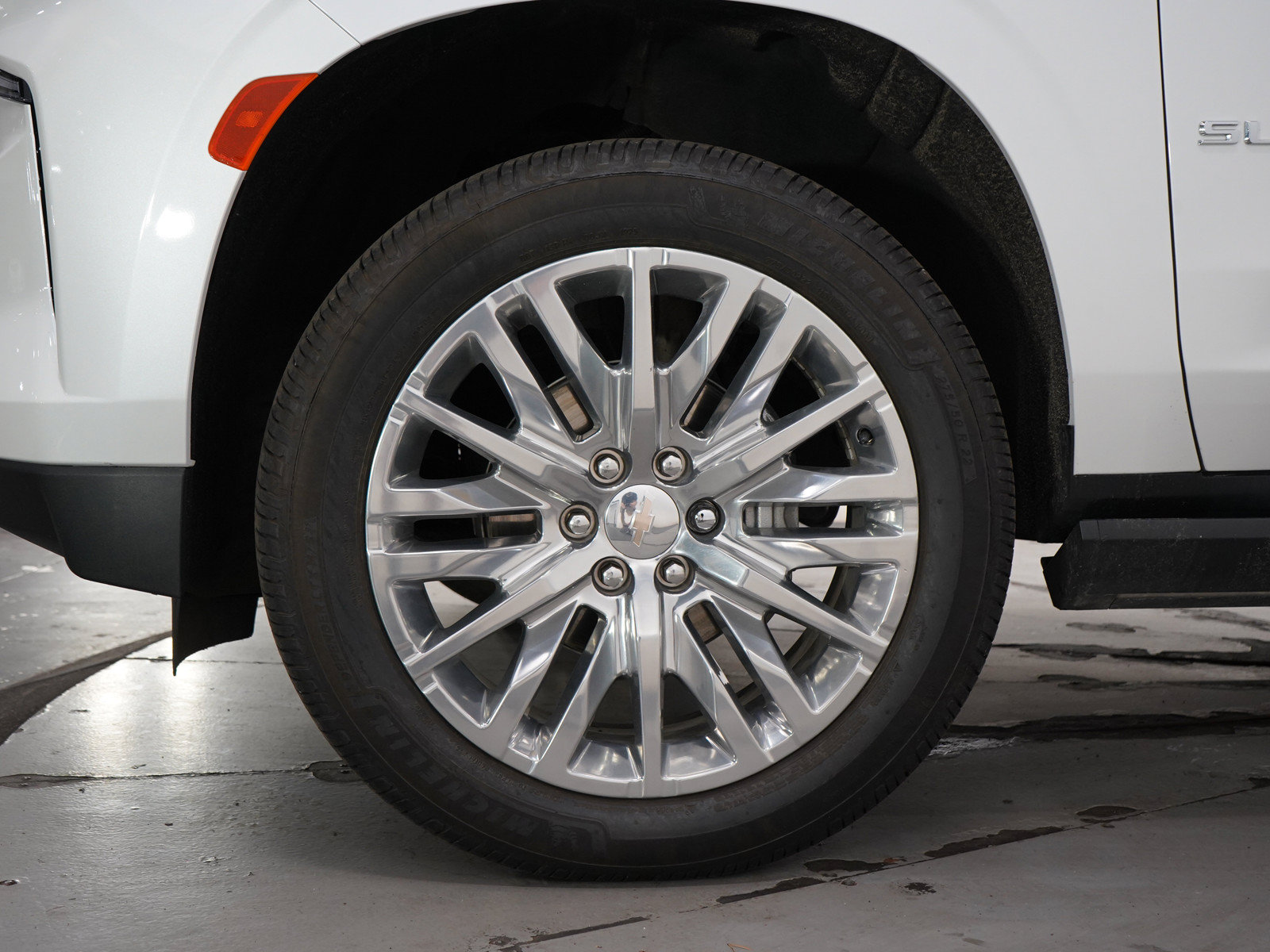 Used 2023 Chevrolet Suburban High Country AWD/4WD image 33