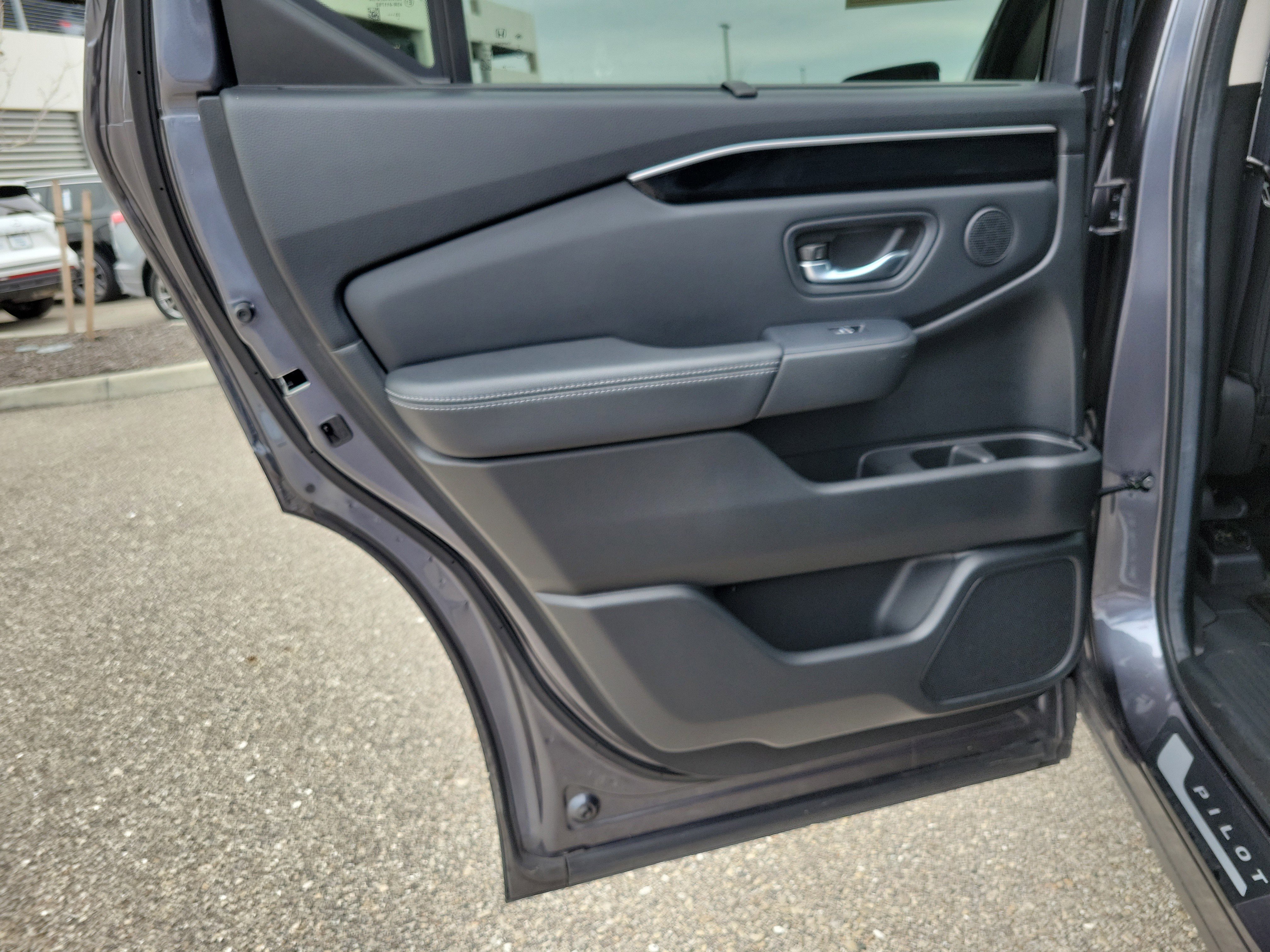 Used 2024 Honda Pilot EX-L image 13