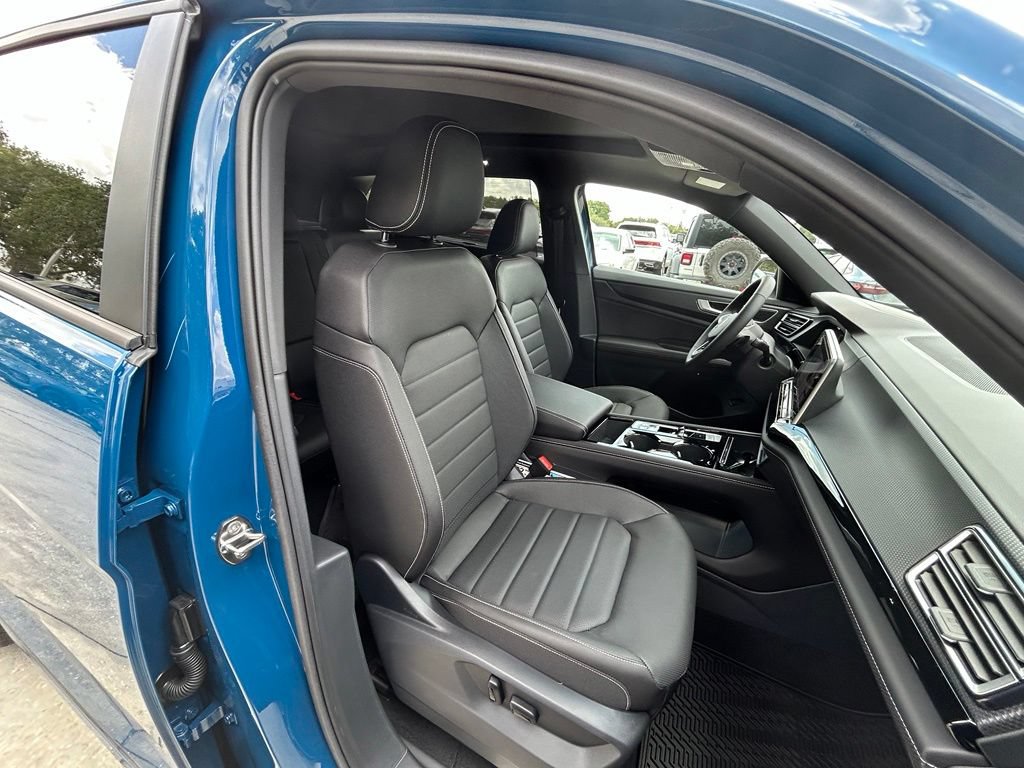 New 2026 Volkswagen Atlas Cross Sport SEL R-Line AWD/4WD image 32