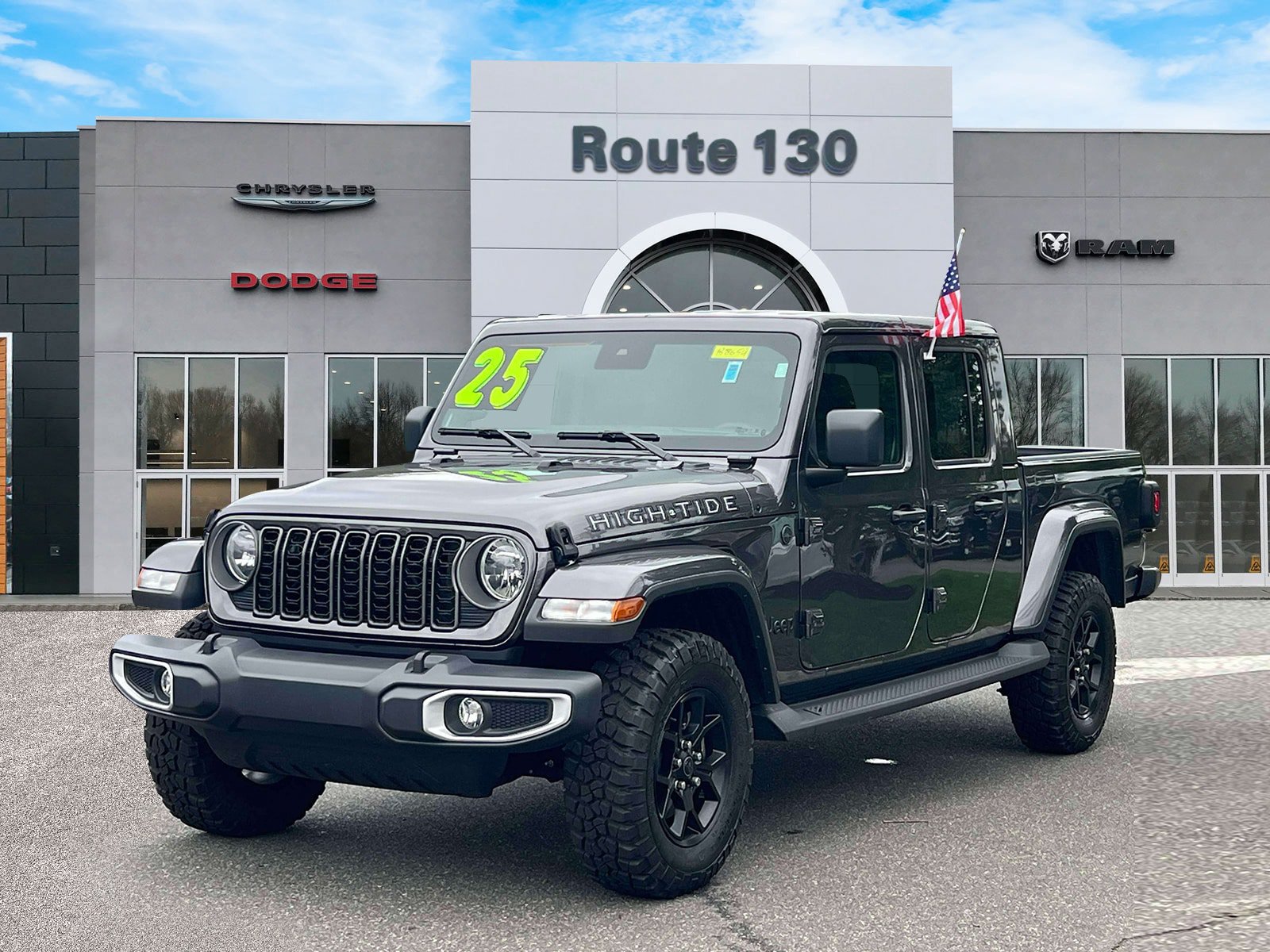 Used 2025 Jeep Gladiator Sport AWD/4WD image 2