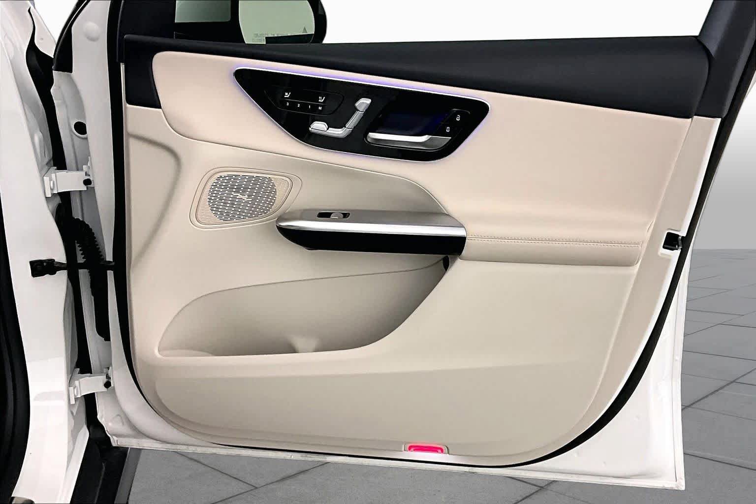 Used 2026 Mercedes-Benz GLC 300 image 19