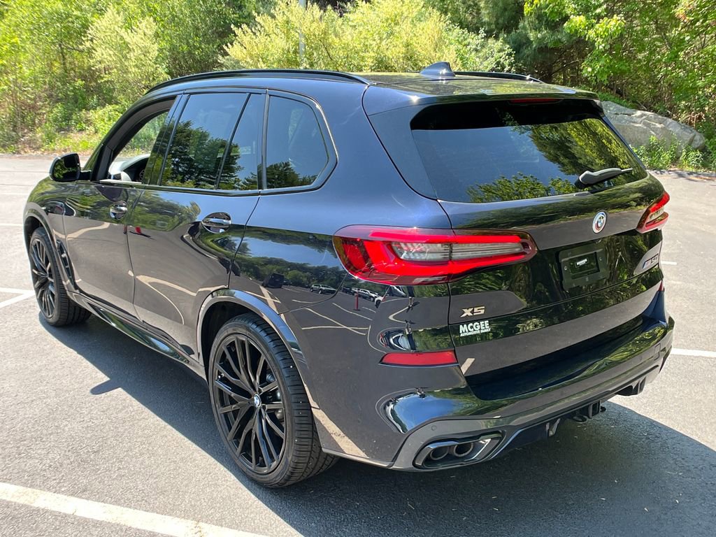 Used 2022 BMW X5 M50i AWD/4WD image 3