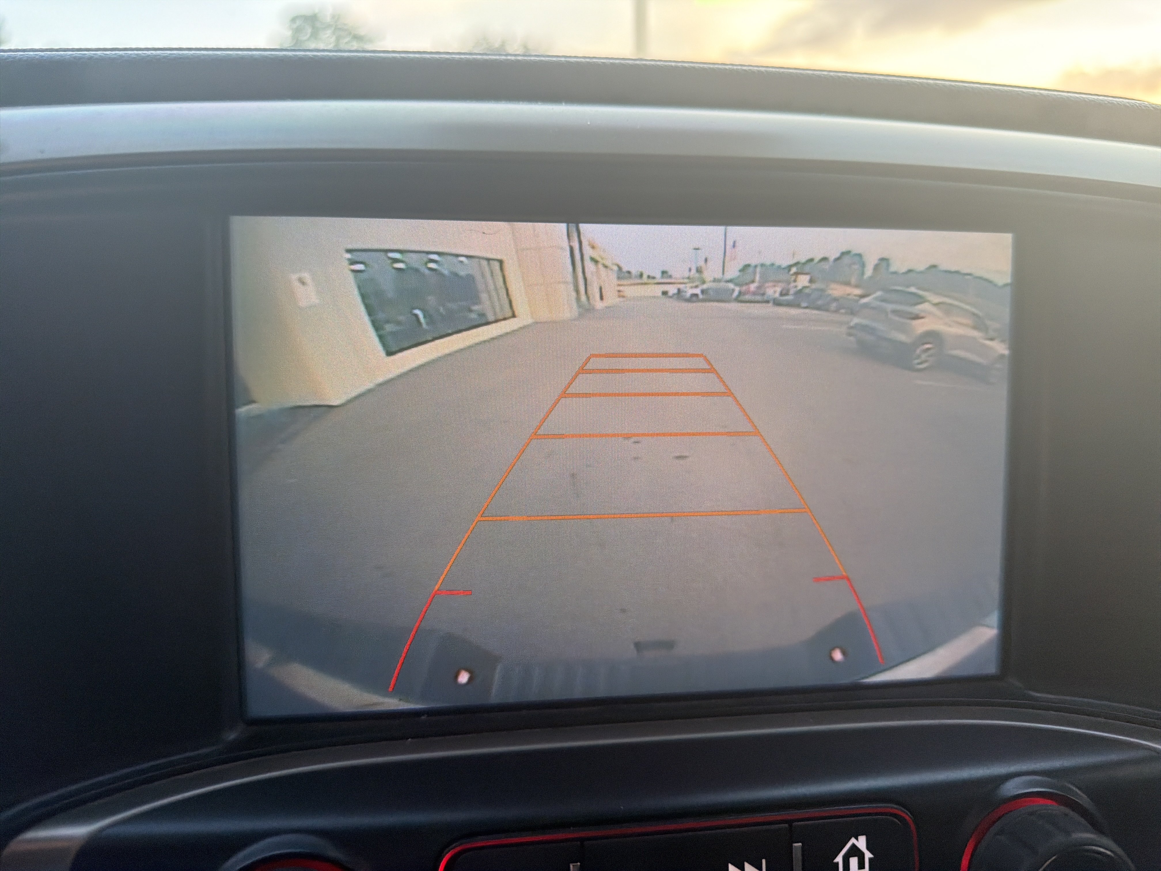 Used 2016 GMC Sierra 2500 Denali w/ Driver Alert Package AWD/4WD image 26