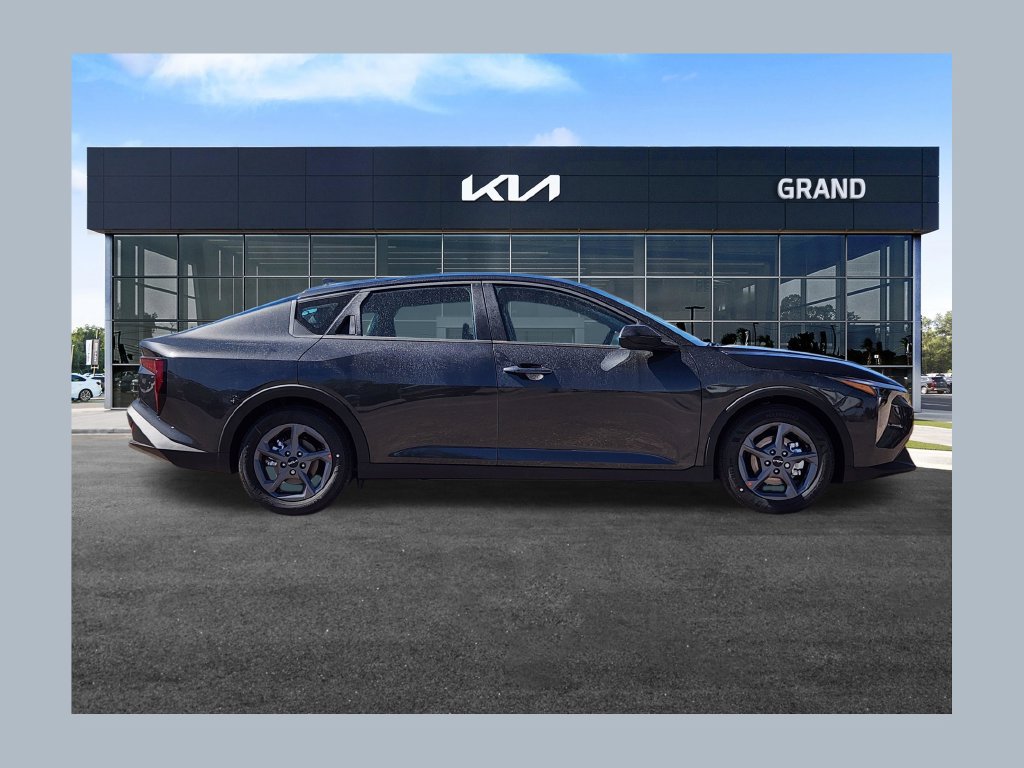 New 2026 Kia K4
