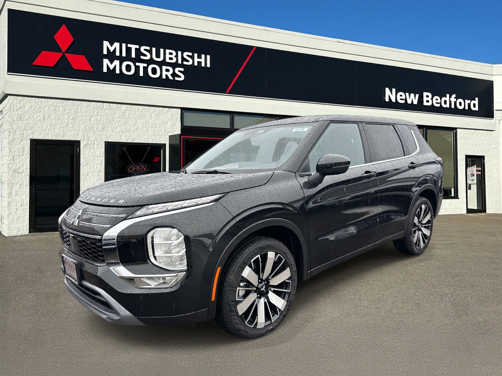 New 2026 Mitsubishi Outlander SE image 1