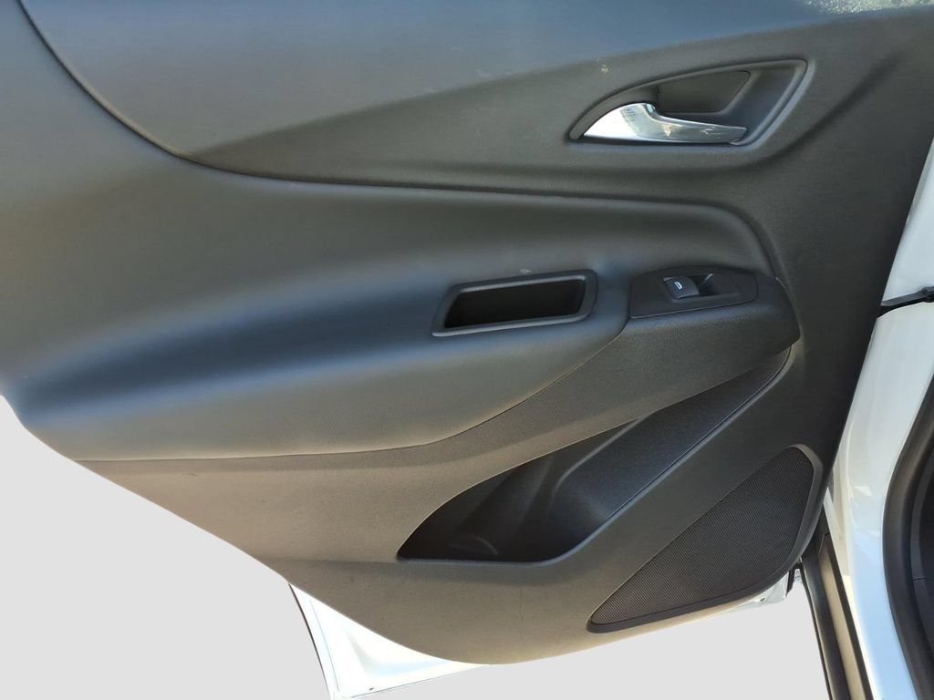 Used 2024 Chevrolet Equinox LT w/ LPO, Floor Liner Package FWD image 13