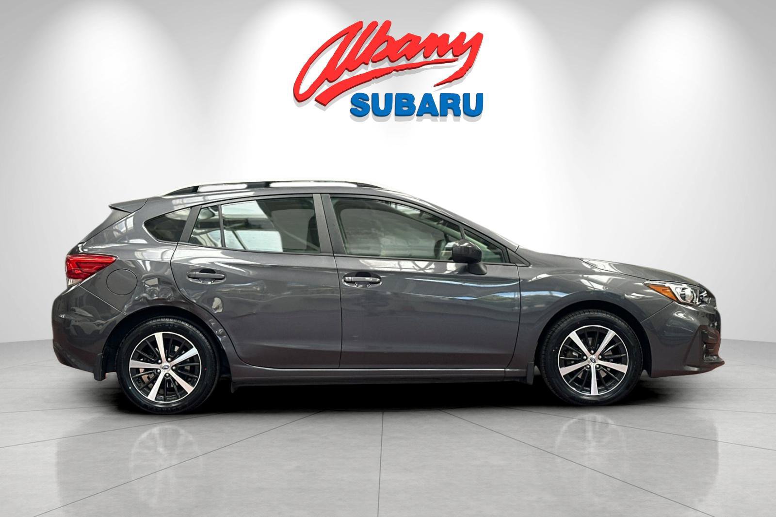 Used 2019 Subaru Impreza 2.0i Premium AWD/4WD image 3
