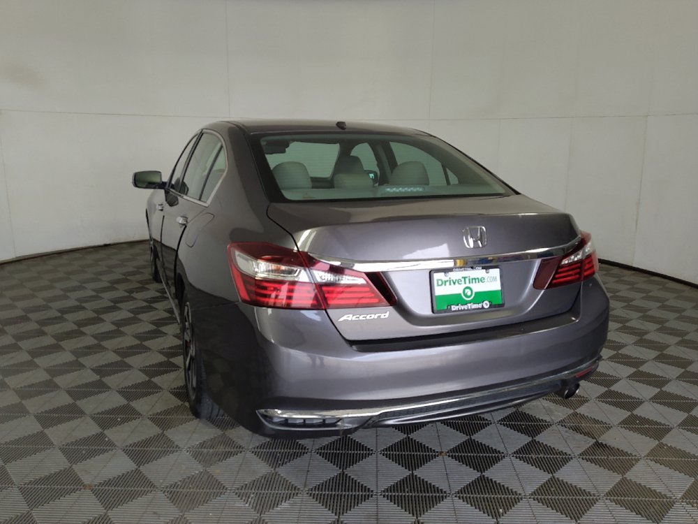 Used 2017 Honda Accord EX-L image 6